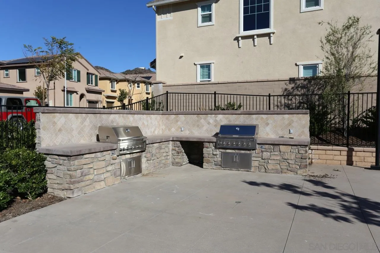 204 Oberlander Way Fallbrook, CA 92028 - Photo 43 of 63 Gallery Image 43