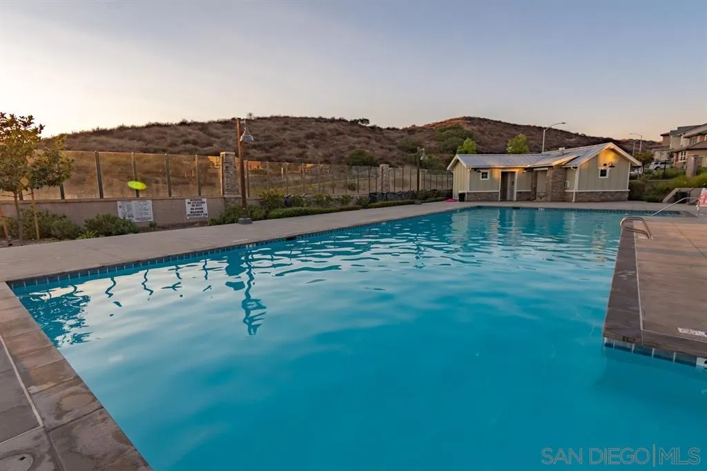204 Oberlander Way Fallbrook, CA 92028 - Photo 60 of 63 Gallery Image 60