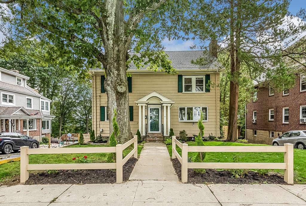 19 Arborough Road Boston, MA 02131 - Photo 1 of 30