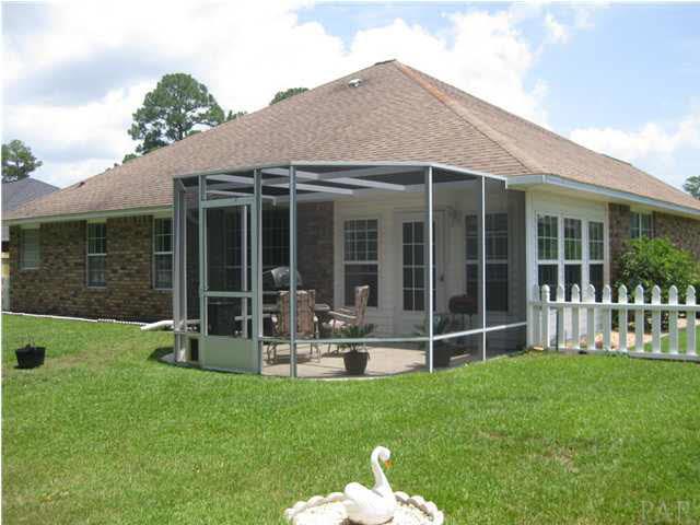 579 Riola Place Pensacola, FL 32506 - Photo 17 of 23 Screened porch