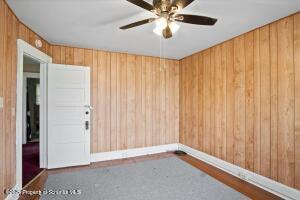 802 Madison Avenue Scranton, PA 18510 - Photo 32 of 52 a view of an empty room with a window