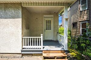 802 Madison Avenue Scranton, PA 18510 - Photo 8 of 52 Rear Porch