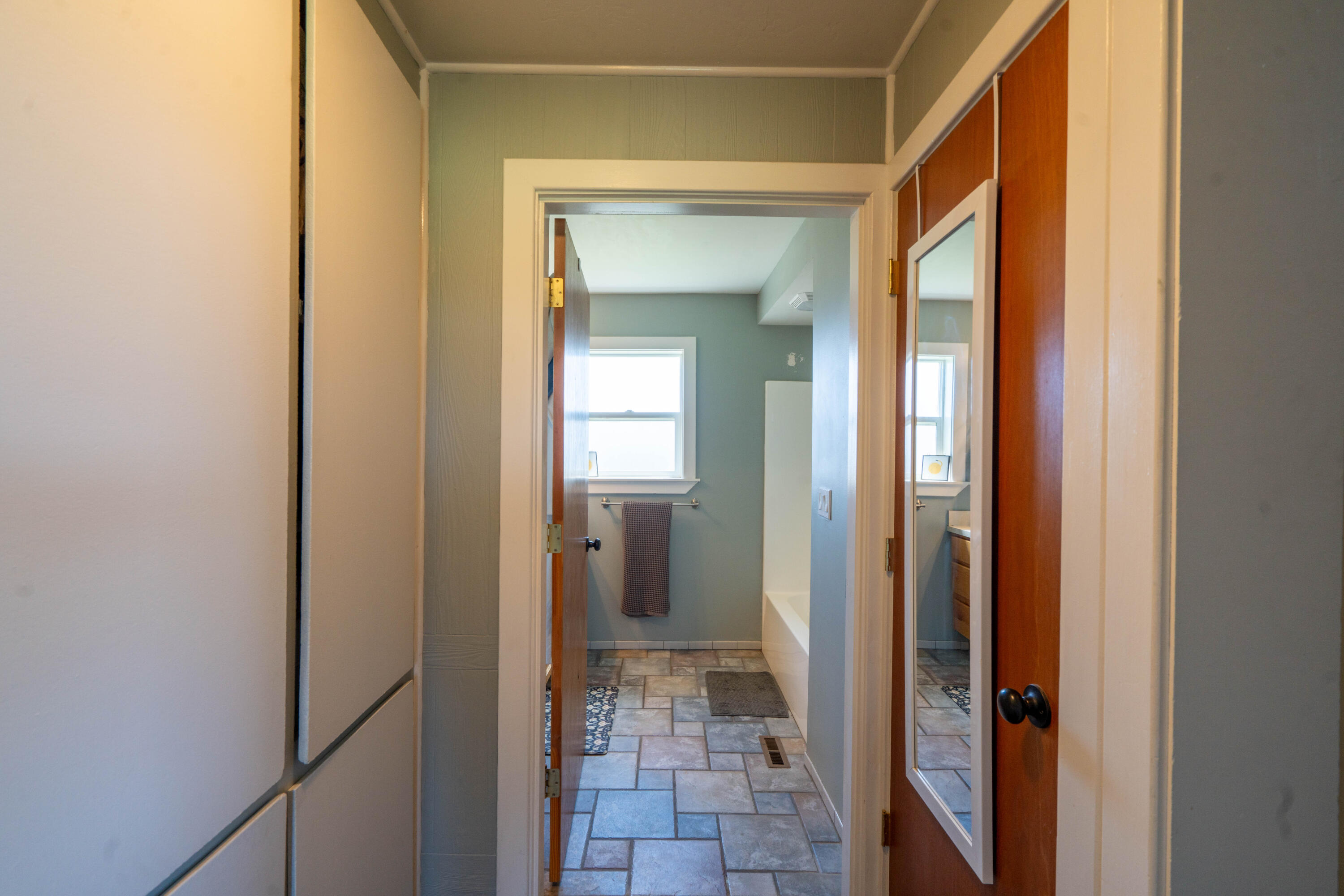 20000 Marsh Road Bend, OR 97703 - Photo 14 of 54 15
