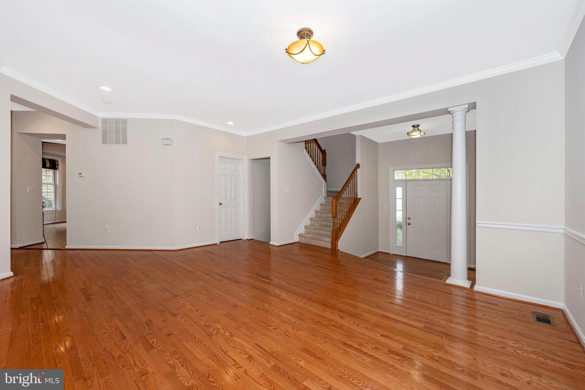 1510 Rising Ridge Road Mount Airy, MD 21771 - Photo 3 of 40 Living Room