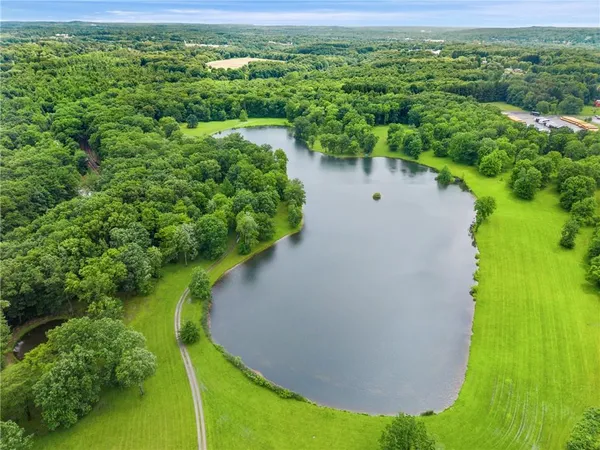 a view of a yard with a sink