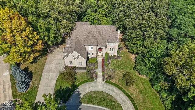$875,000 | 5300 West Autumn Springs Court, Muncie, IN 47304
