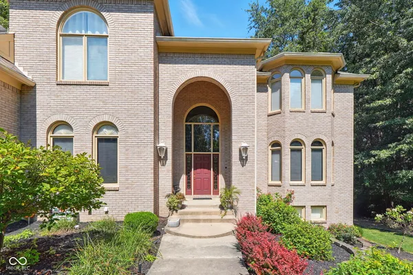 $875,000 | 5300 West Autumn Springs Court, Muncie, IN 47304