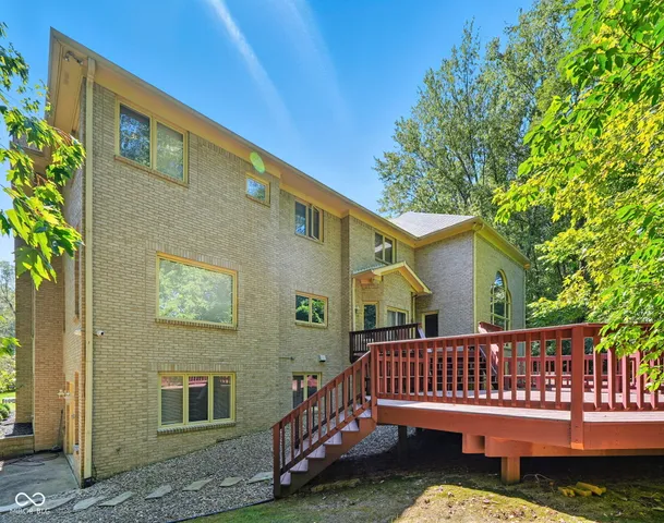 $875,000 | 5300 West Autumn Springs Court, Muncie, IN 47304