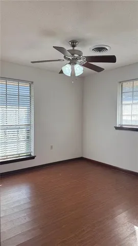 $1,175 | 14070 Highway 23, Belle Chasse, LA 70037