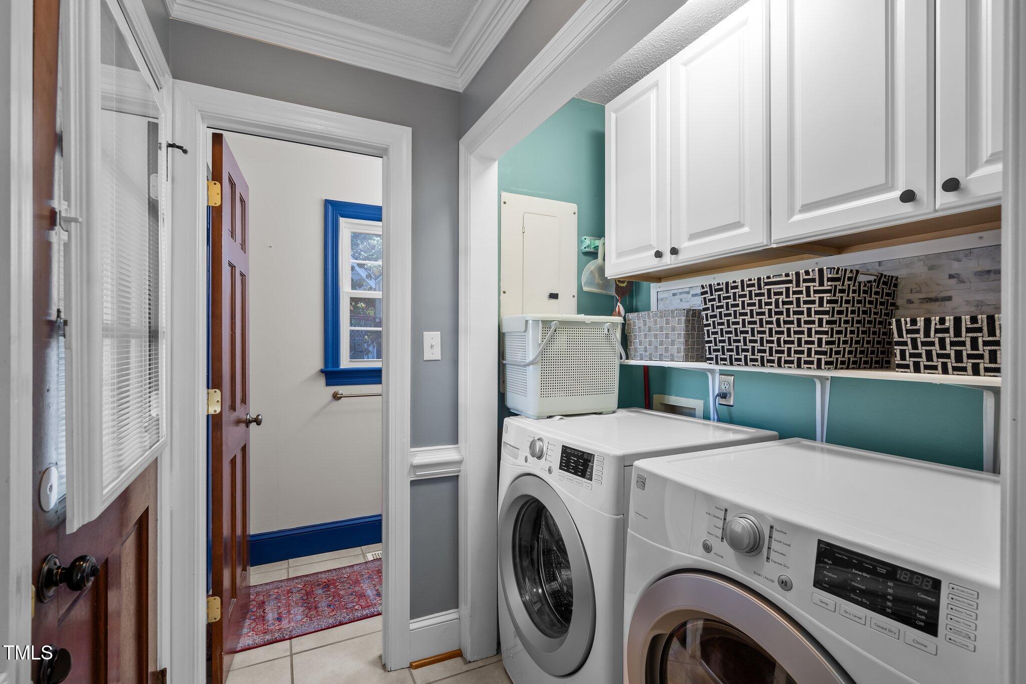 2916 Bolo Trail Raleigh, NC 27615 - Photo 14 of 43 a utility room with dryer and washer
