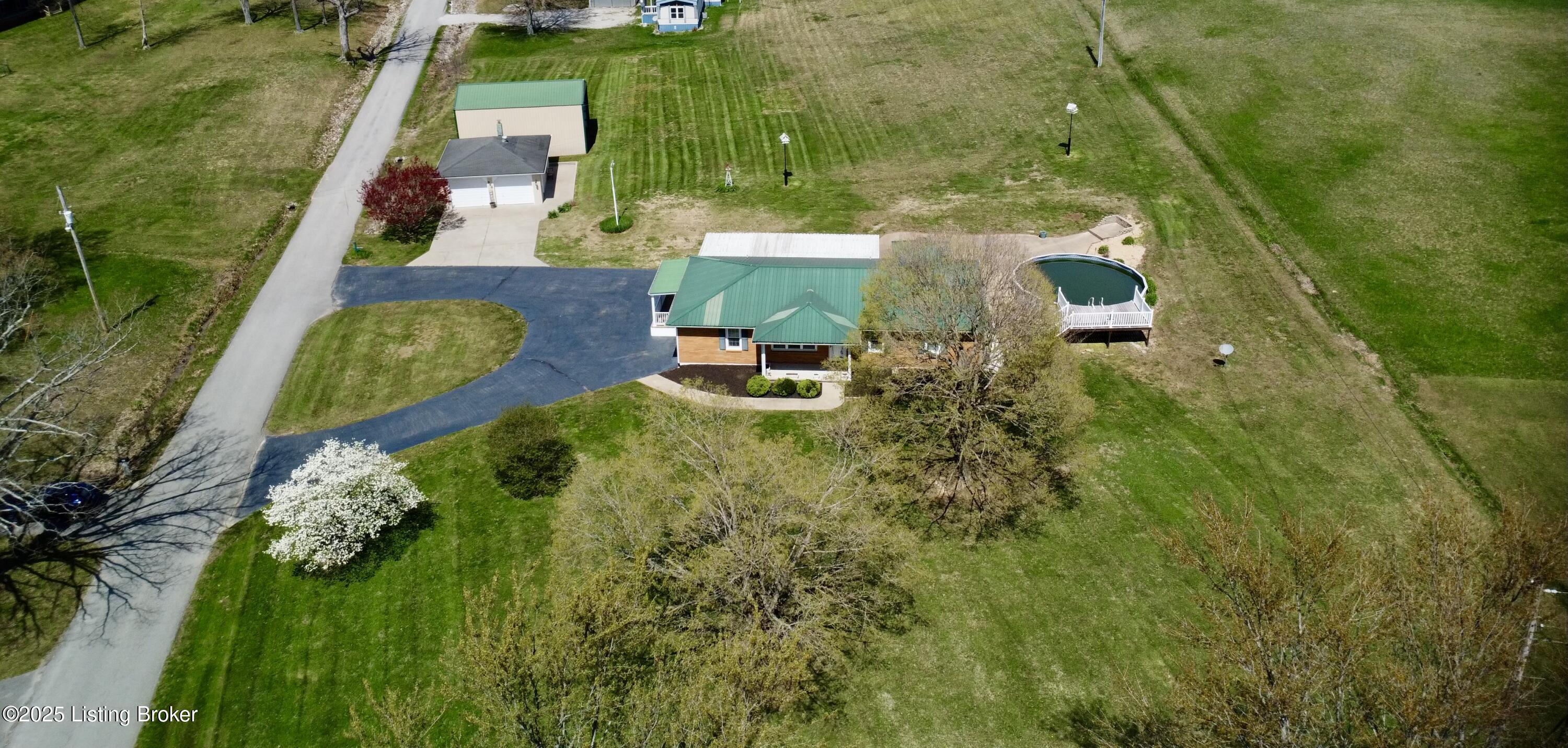 868 Frontage Road Leitchfield, KY 42754 - Photo 6 of 89 IMG_5239