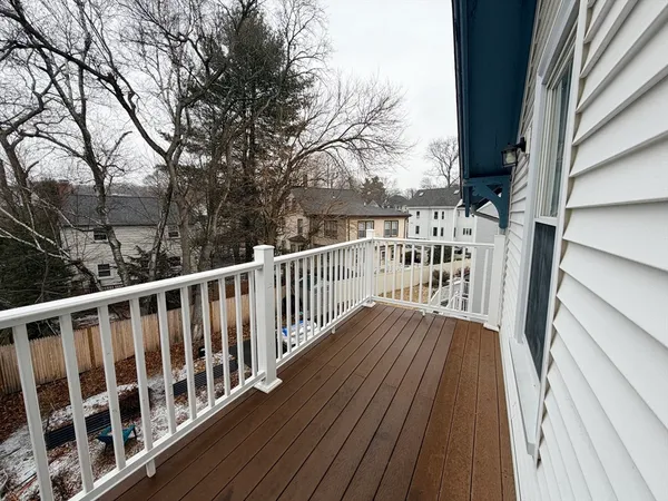 $2,900 | 341 Linwood Avenue, Unit 2, Newton, MA 02460