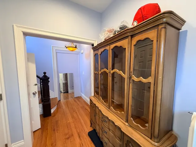 $3,000 | 341 Linwood Avenue, Unit 2, Newton, MA 02460