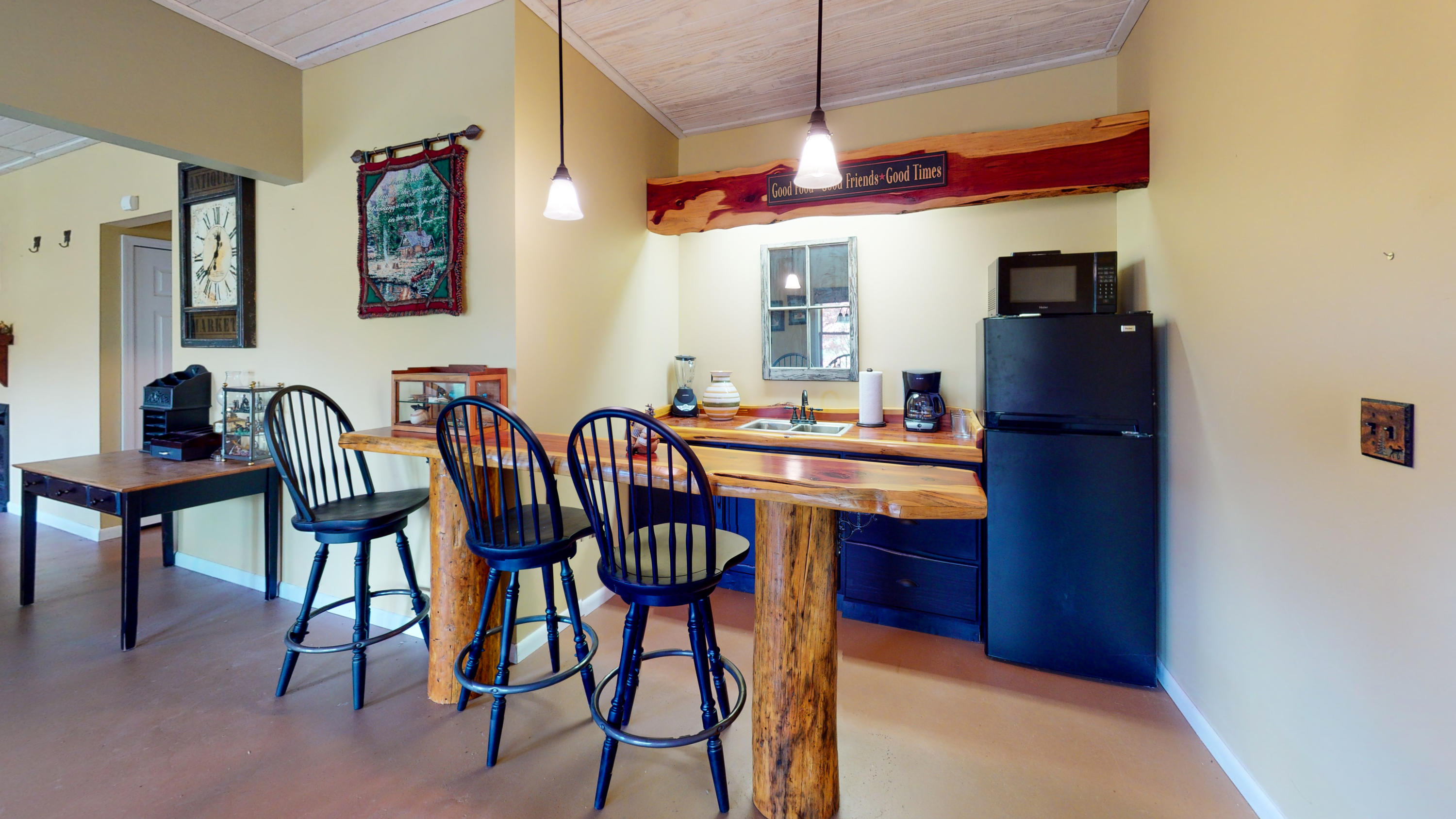 159 Casson Road, Unit 29&30 Ocoee, TN 37361 - Photo 35 of 55 159-Casson-Road-Dining-Room(1)