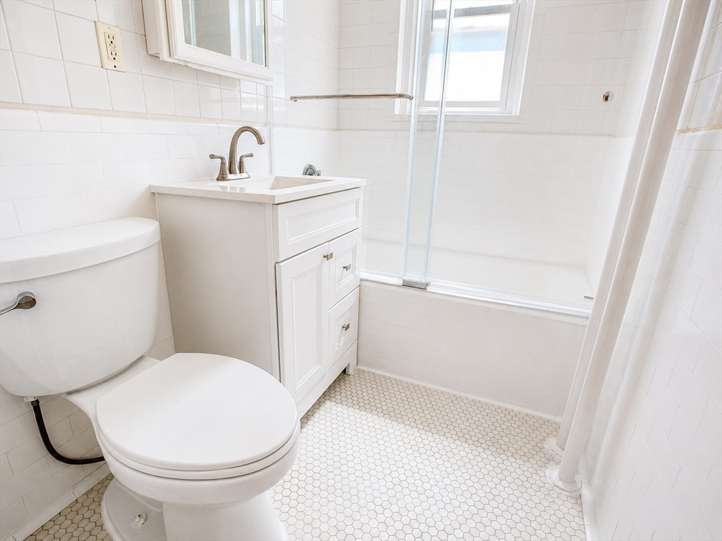 8 Walnut Street, Unit 2 Everett, MA 02149 - Photo 13 of 15