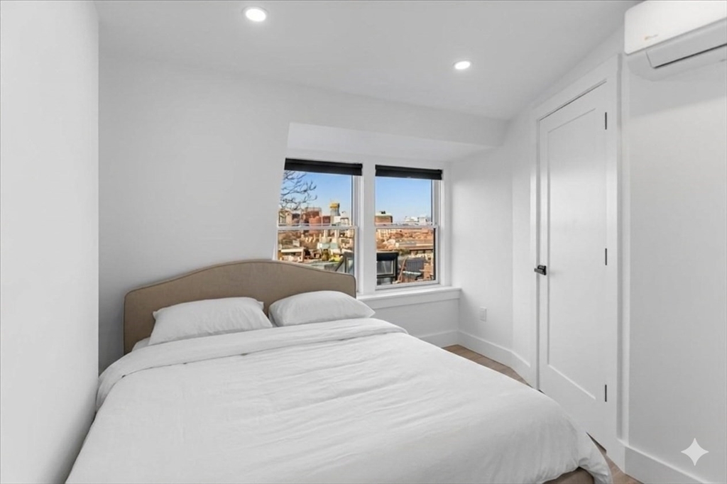 6 Goodwin Place, Unit 4 Boston, MA 02114 - Photo 13 of 27