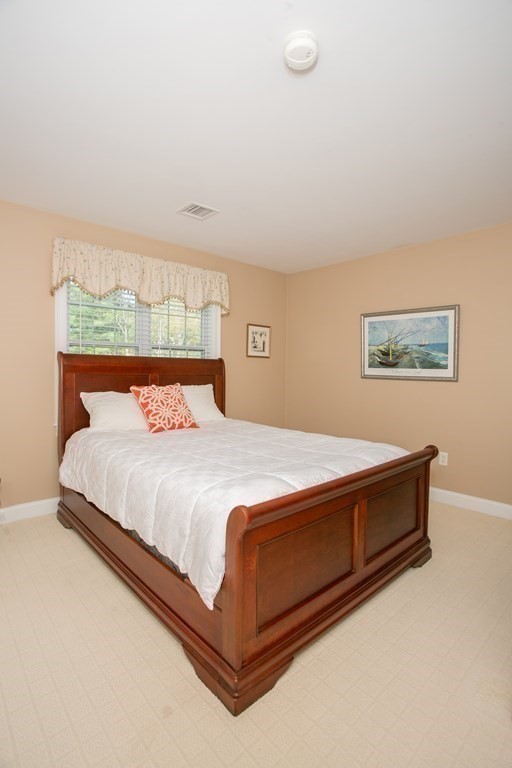 95 High Street Walpole, MA 02081 - Photo 18 of 39 Gallery Image 18