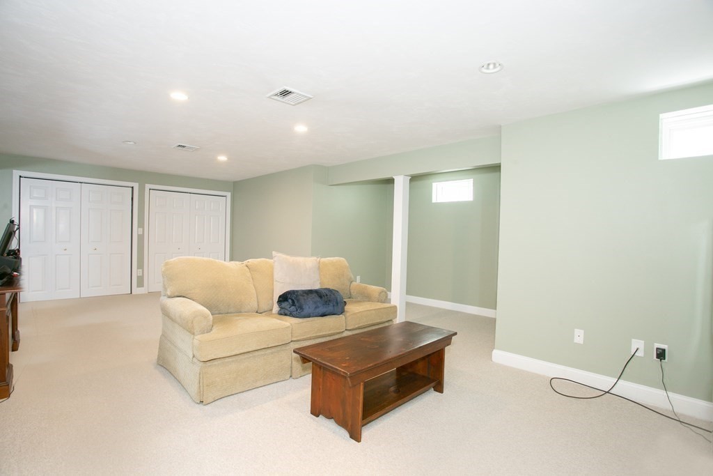 95 High Street Walpole, MA 02081 - Photo 28 of 39 Gallery Image 28