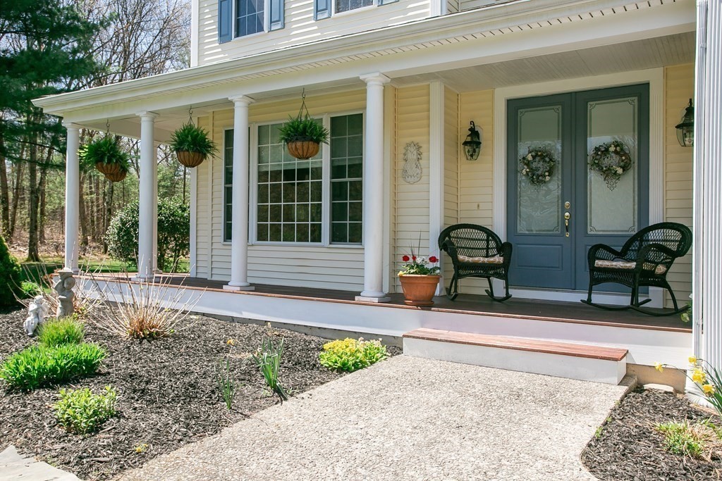 95 High Street Walpole, MA 02081 - Photo 4 of 39 Gallery Image 4