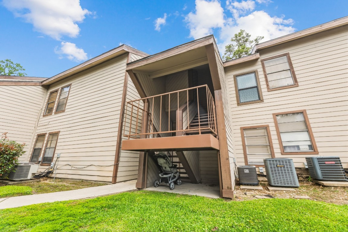 12900 Walden Road, Unit 312C Montgomery, TX 77356 - Photo 20 of 26 2nd & 3rd floor 2 bed/2 bath condo