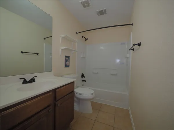 $2,249 | 324 Hidden Brook Lane, Round Rock, TX 78665