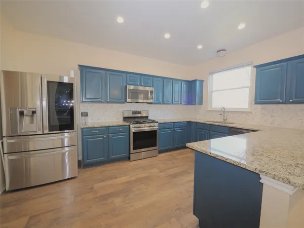 $2,249 | 324 Hidden Brook Lane, Round Rock, TX 78665