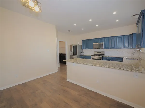 $2,249 | 324 Hidden Brook Lane, Round Rock, TX 78665