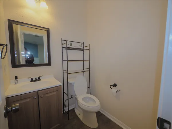 $2,249 | 324 Hidden Brook Lane, Round Rock, TX 78665