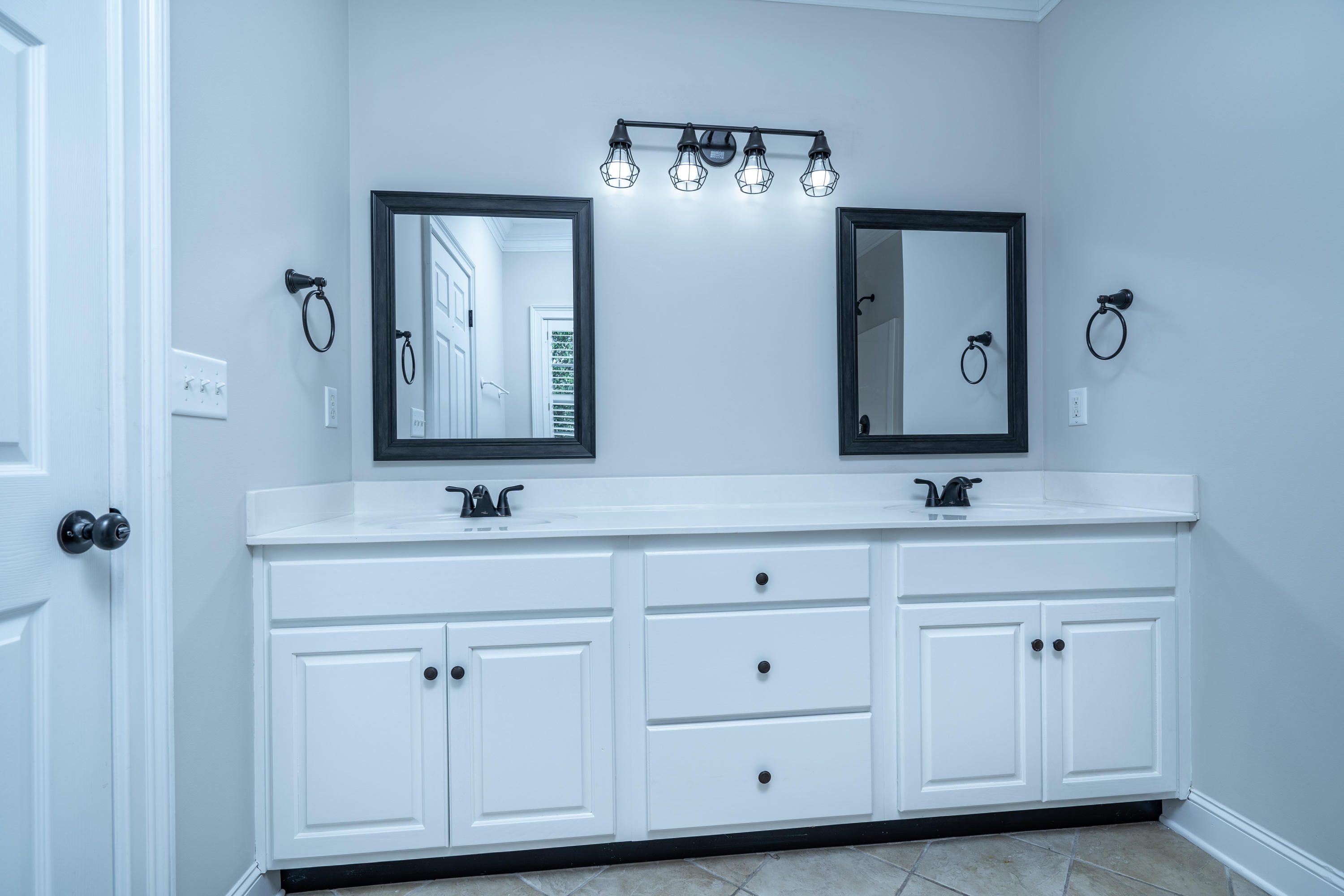 67 Trinity Lane Rock Spring, GA 30739 - Photo 20 of 52 Master Bath 1