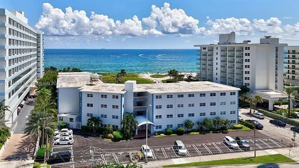 $2,300 | 1300 North Ocean Boulevard, Unit 111, Pompano Beach, FL 33062
