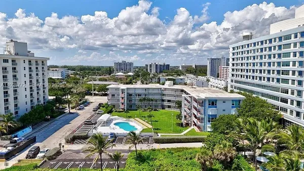 $2,300 | 1300 North Ocean Boulevard, Unit 111, Pompano Beach, FL 33062