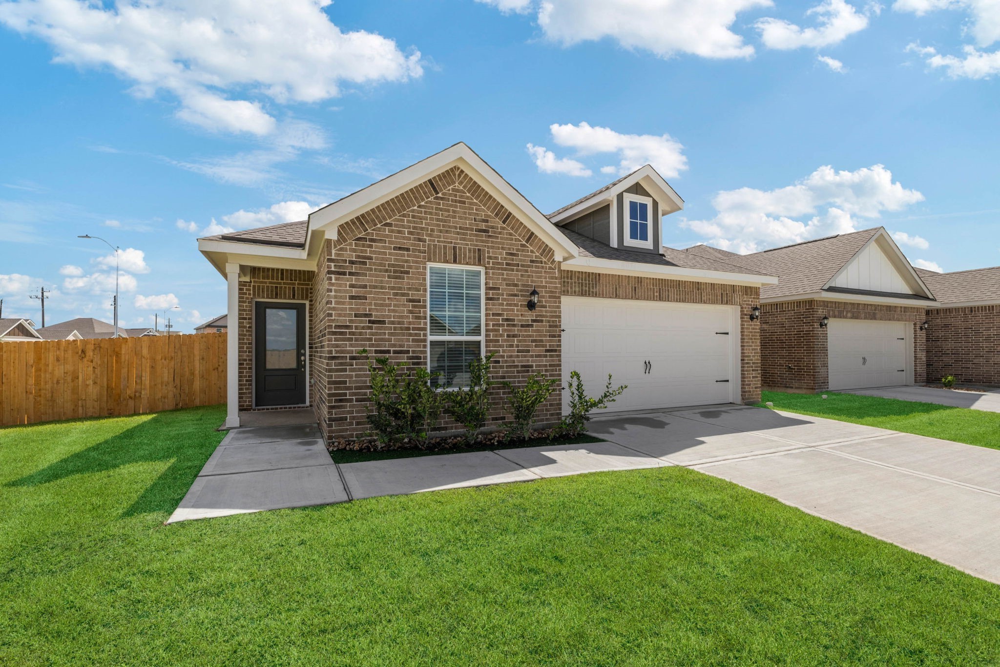 7506 Tipton Meadow Way Richmond, TX 77469 - Photo 1 of 21 a front view of house with yard and green space