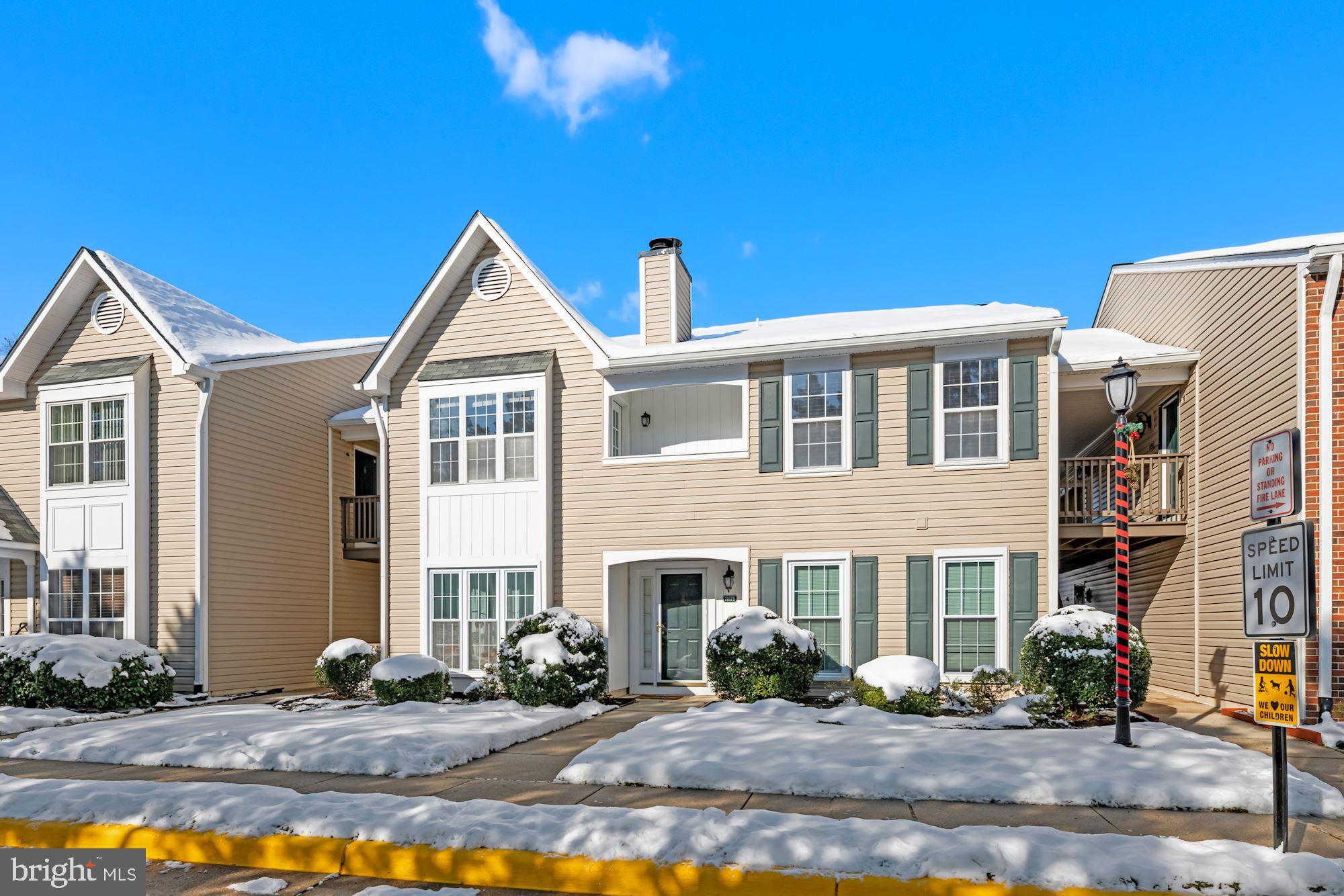 7817 D Harrowgate Circle, Unit 156 Springfield, VA 22152 - Photo 2 of 26 Building Front