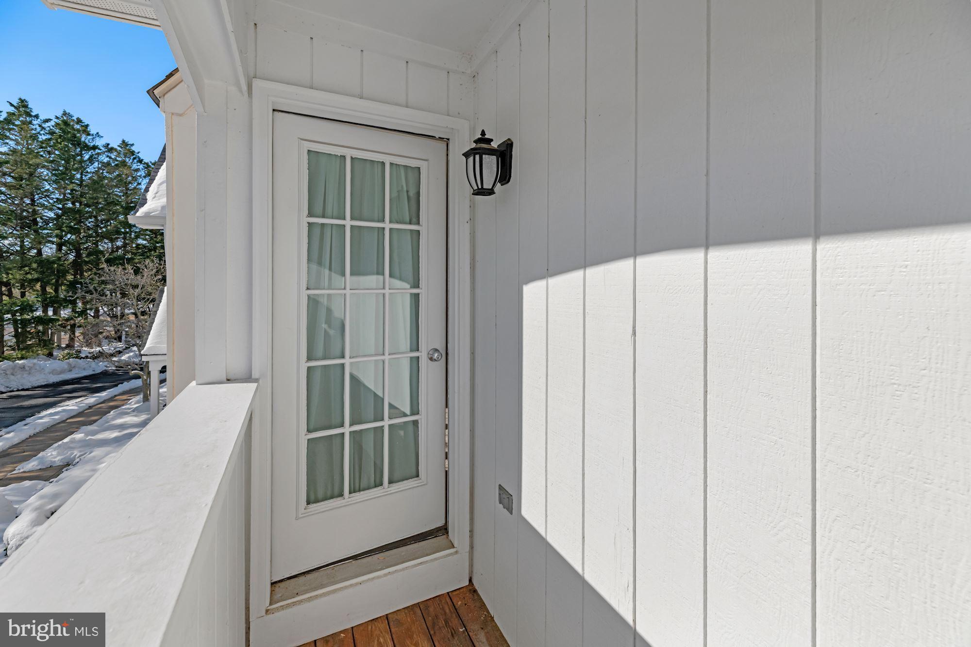 7817 D Harrowgate Circle, Unit 156 Springfield, VA 22152 - Photo 8 of 26 Balcony