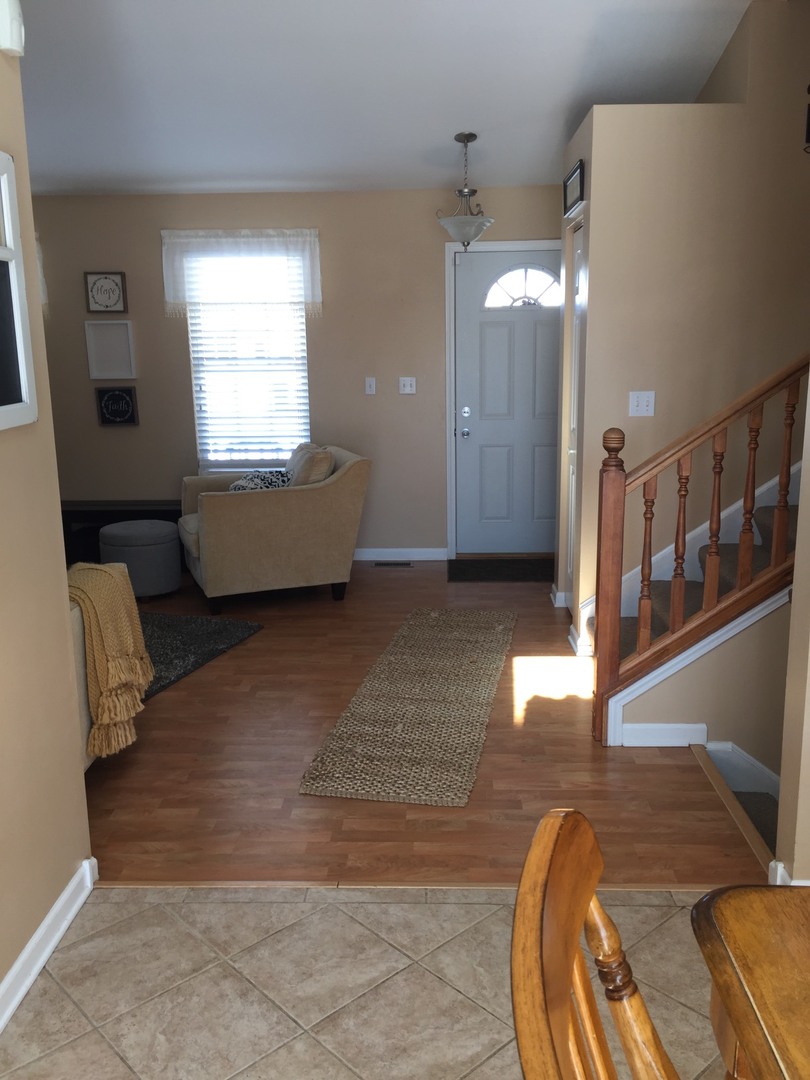4213 Wren Lane Zion, IL 60099 - Photo 8 of 24