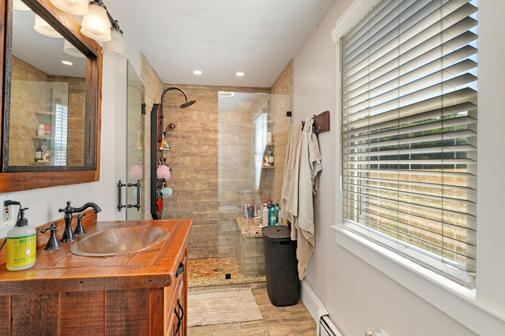 34 River Road Mattapoisett, MA 02739 - Photo 12 of 29 Gallery Image 12
