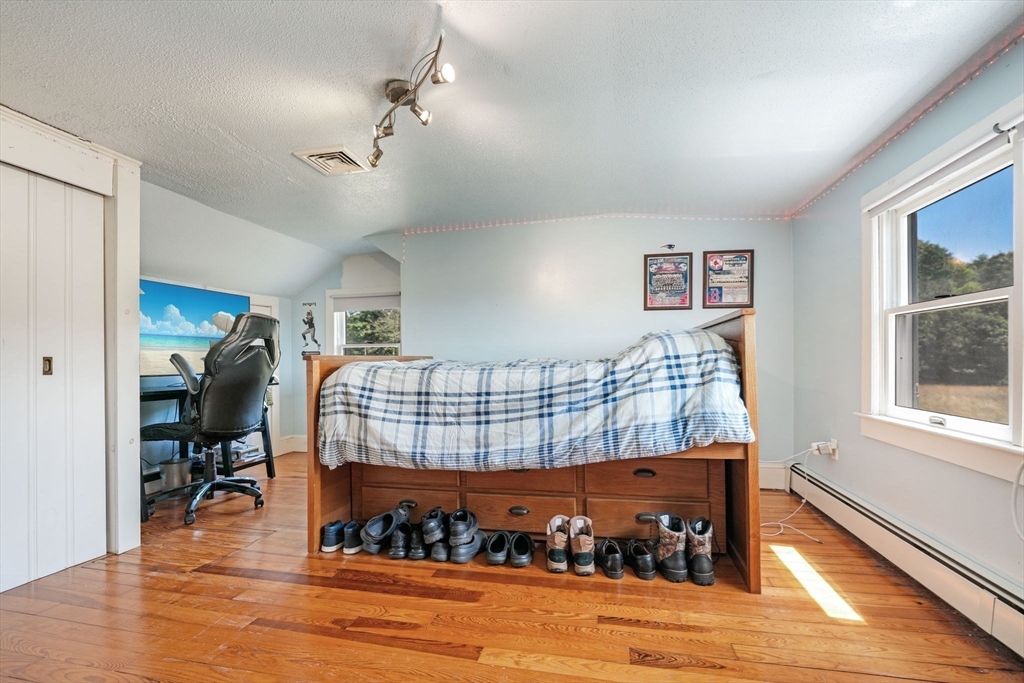34 River Road Mattapoisett, MA 02739 - Photo 13 of 29 Gallery Image 13