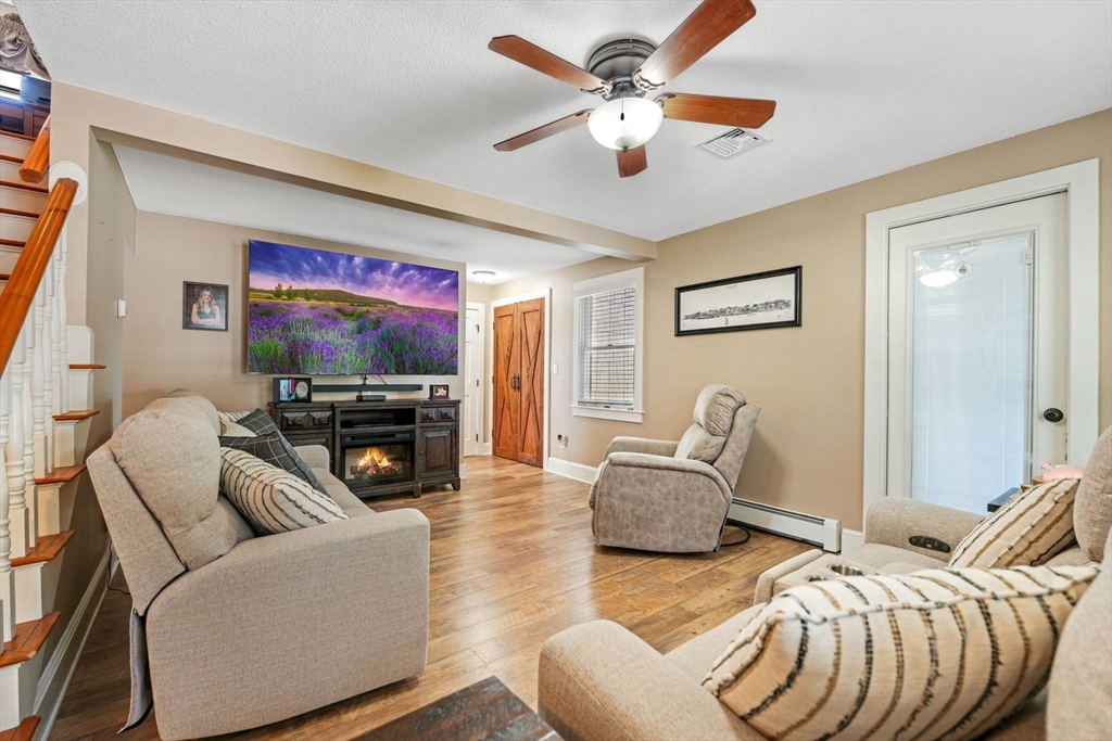 34 River Road Mattapoisett, MA 02739 - Photo 2 of 29 Gallery Image 2