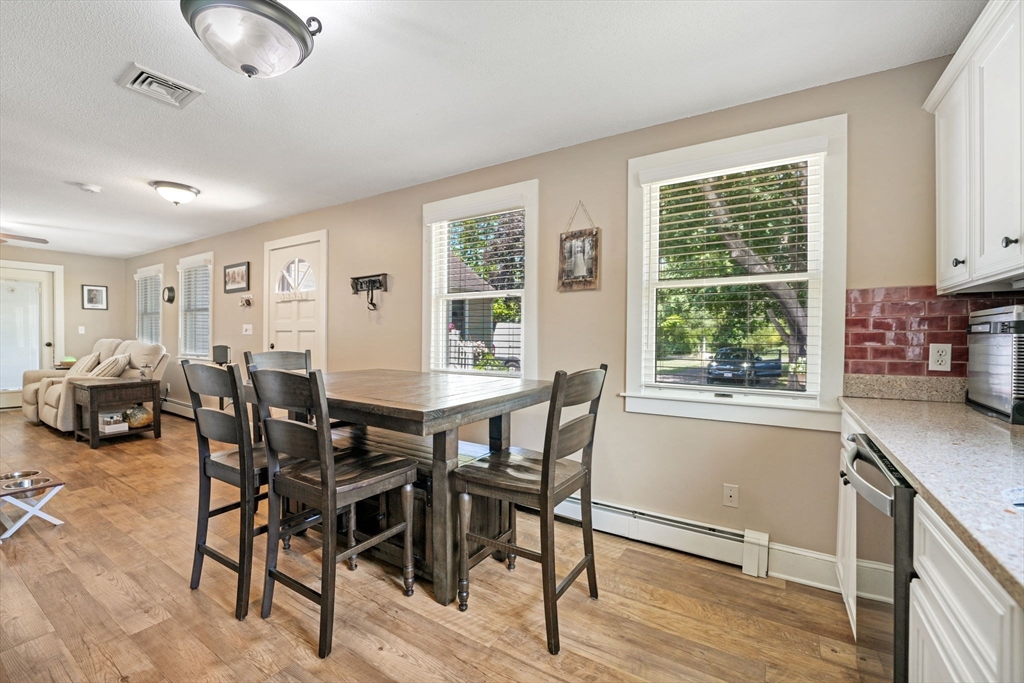 34 River Road Mattapoisett, MA 02739 - Photo 6 of 29 Gallery Image 6