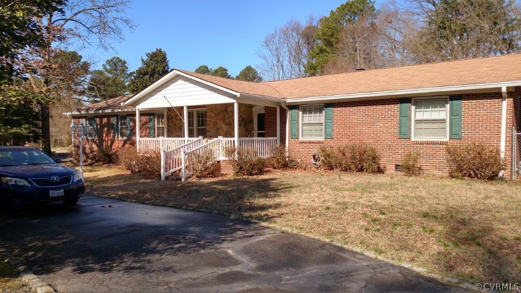 Welcome to 8370 Holly Ridge!
