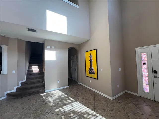 a view of an entryway of the house