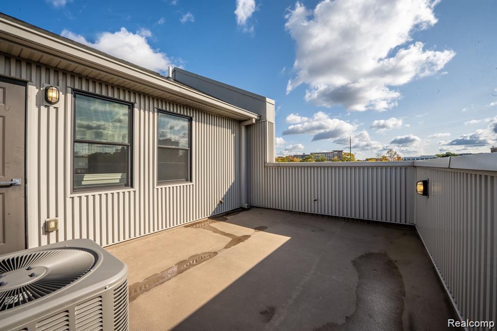 622 West Eleven Mile Road Royal Oak, MI 48067 - Photo 18 of 19