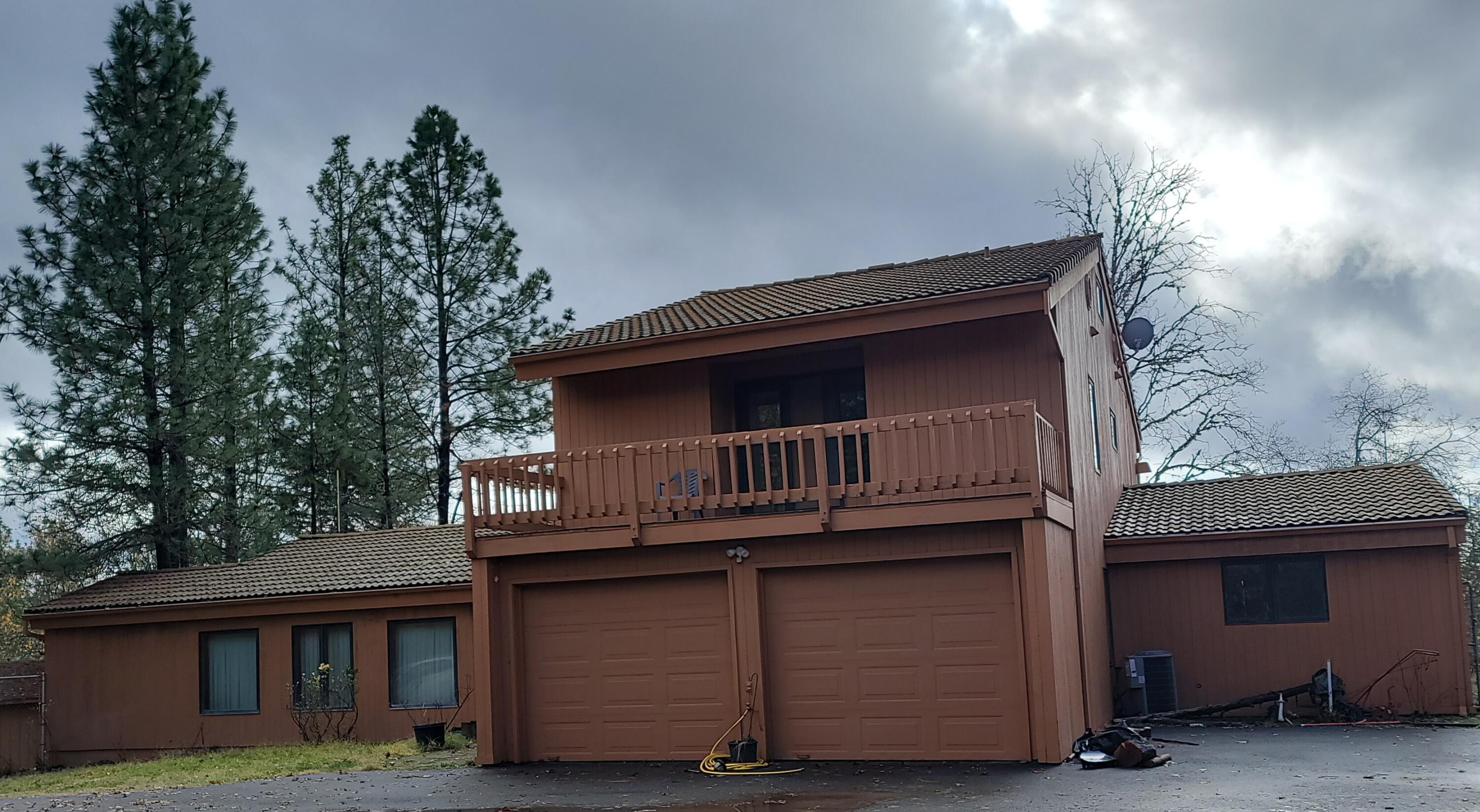 5449 Hugo Road Grants Pass, OR 97526 - Photo 1 of 28 IMG_ 20241122_113219