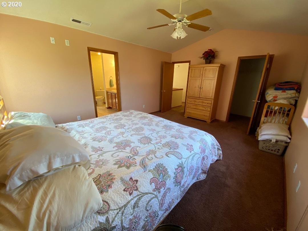 6259 Southeast 32nd Terrace Gresham, OR 97080 - Photo 16 of 24