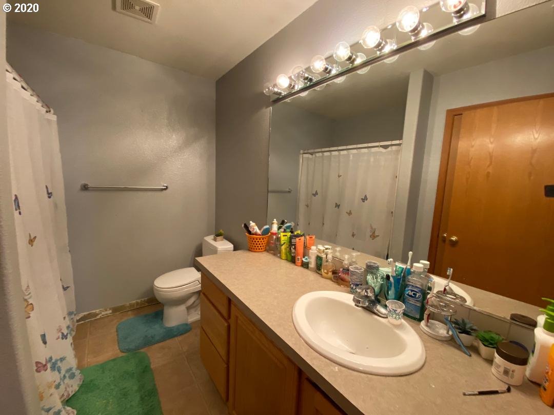 6259 Southeast 32nd Terrace Gresham, OR 97080 - Photo 19 of 24