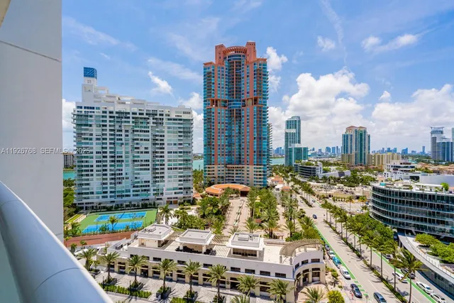 $20,000 | 50 South Pointe Drive, Unit 1506, Miami Beach, FL 33139