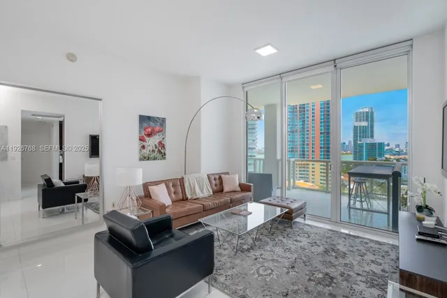 $20,000 | 50 South Pointe Drive, Unit 1506, Miami Beach, FL 33139