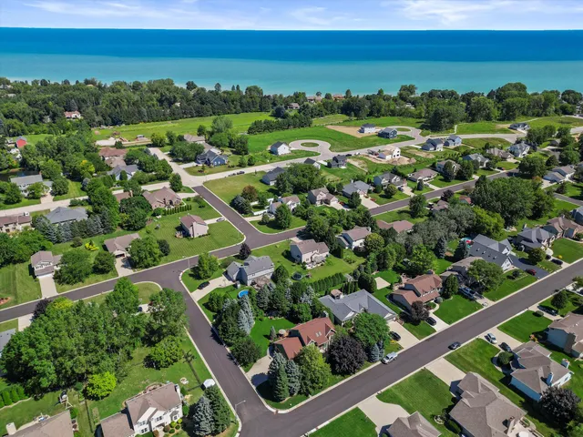 $569,000 | 1114 Silent Sunday Court, Caledonia, WI 53402