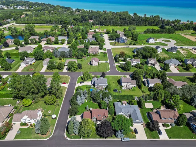 $569,000 | 1114 Silent Sunday Court, Caledonia, WI 53402