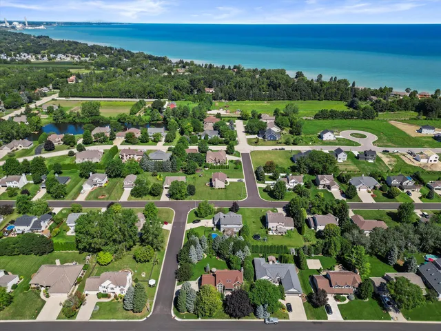 $569,000 | 1114 Silent Sunday Court, Caledonia, WI 53402